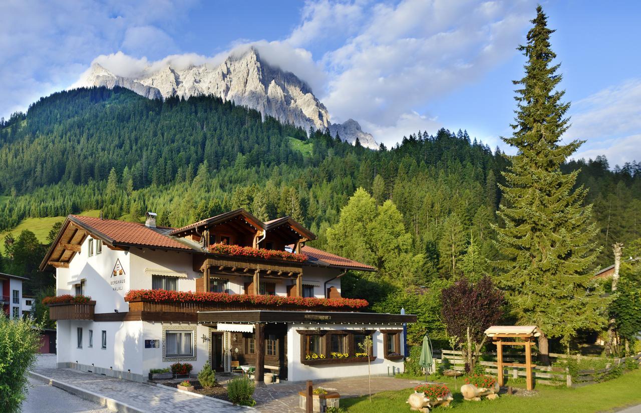 Das Halali - Dein Kleines Hotel An Der Zugspitze Ehrwald Luaran gambar